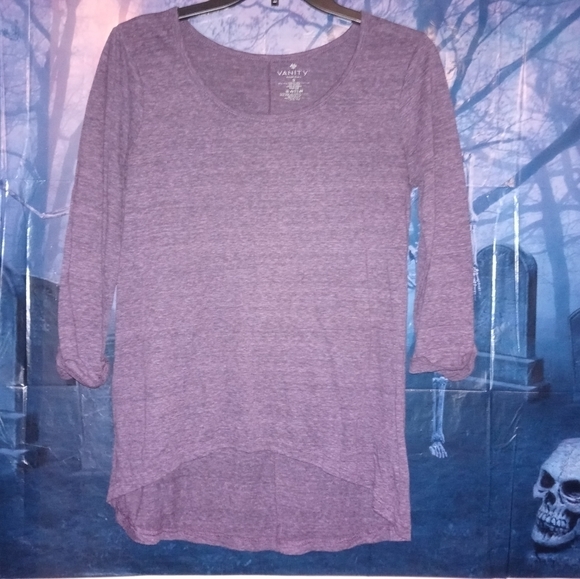 🎉Vanity Ladies Plum Top - Picture 2 of 8